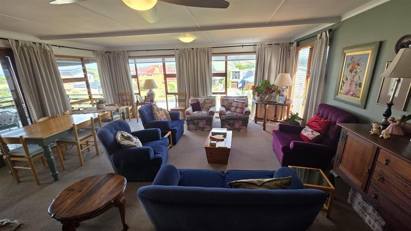 4 Bedroom Property for Sale in Klein Brak Western Cape